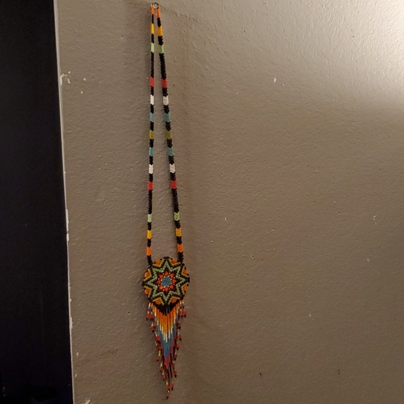 Native American 12 Inch Necklace - Picture 2 of 7